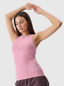 4F Top slim bezszwowy damski - pudrowy róż M/L. Czerwone topy 4f, l, bez wzorów, z dzianiny, klasyczne, bez kołnierzyka, bez ramiączek. W wyprzedaży za 39,99 zł.