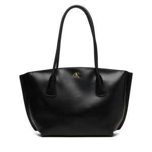 Torebka Calvin Klein. Czarne shopper bag Calvin Klein, bez wzorów, bez dodatków. Za 649,99 zł.