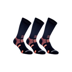 Skarpety sportowe RS560 3 pary. Skarpetki marki ARTENGO. Za 29,99 zł.