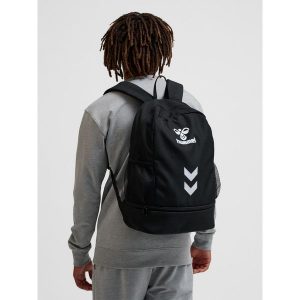 Plecak Hummel Essential Back Pack Unisex. Czarne plecaki Hummel. Za 166,50 zł.
