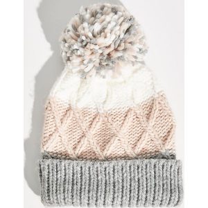 Czapka z pomponem - Wielobarwn. Czapki marki Sinsay. W wyprzedaży za 4,99 zł.