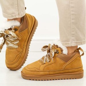 Camelowe skórzane ciepłe zimowe eskimoski Vinceza 97974. Brązowe buty zimowe VINCEZA, z dzianiny, z okrągłym noskiem, bez obcasa, bez zapięcia. Za 249,00 zł.