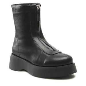 Botki Jenny Fairy. Czarne botki Jenny Fairy, bez wzorów, bez obcasa, na płaskiej podeszwie, bez zapięcia. Za 159,99 zł.