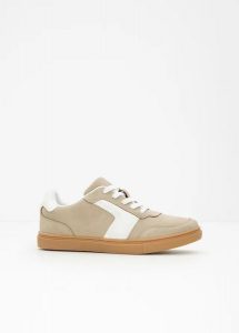 Sneakersy w stylu retro. Brązowe buty sportowe bonprix, bez wzorów, bez zapięcia. Za 124,99 zł.