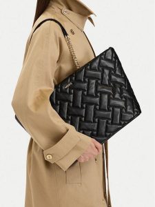 MEXX Torebka CEO-MEXX-L-006-10 Czarny. Czarne shopper bag Mexx, bez wzorów, ze skóry, bez dodatków. Za 229,99 zł.