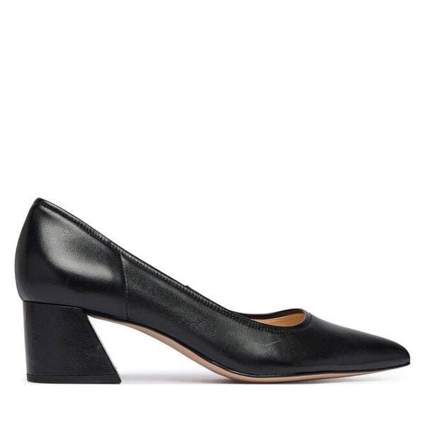 Czółenka HÖGL. Czarne czółenka HÖGL, bez wzorów, bez obcasa, bez zapięcia. Za 739,99 zł.