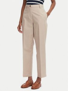 Tommy Hilfiger Chinosy WW0WW52817 Beżowy Slim Fit. Brązowe chinosy TOMMY HILFIGER, bez wzorów, z syntetyku. Za 489,99 zł.
