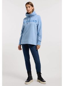 ELBSAND Bluza "Birna" w kolorze błękitnym rozmiar: M. Niebieskie bluzy ELBSAND, m, bez wzorów, bez kaptura. Za 171,28 zł.