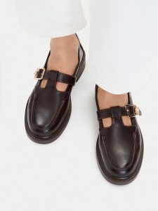 U.S. Polo Assn. Półbuty EO-PALOMA001W/GY1 Brązowy. Brązowe półbuty U.S. Polo Assn., bez wzorów, ze skóry, bez obcasa, na płaskiej podeszwie, bez zapięcia. Za 259,99 zł.