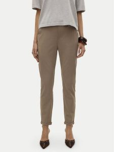 Vero Moda Chinosy Maya 10320549 Beżowy Regular Fit. Brązowe chinosy Vero Moda, bez wzorów, z wiskozy. Za 129,99 zł.