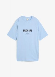 T-shirt oversize z czystej bawełny organicznej. Białe t-shirty bonprix, bez wzorów, z bawełny, bez kołnierzyka, bez ramiączek. Za 67,99 zł.