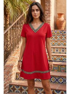 SOULSHAE Sukienka w kolorze czerwonym rozmiar: XXL/3XL. Czerwone sukienki SOULSHAE, xl, bez wzorów, z wiskozy, bez kołnierzyka, bez ramiączek, mini. Za 124,95 zł.