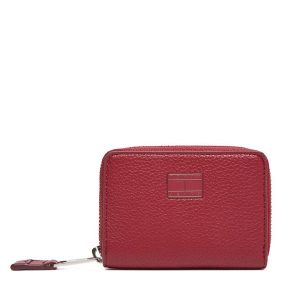 Portfel Tommy Jeans. Czerwone portfele Tommy Jeans, bez wzorów, z jeansu. Za 139,99 zł.
