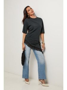 Le Monde du Lin Tunika w kolorze czarnym rozmiar: 40/42. Czarne tuniki Le Monde du Lin, bez wzorów, z bawełny, z asymetrycznym kołnierzem, bez ramiączek. Za 100,99 zł.