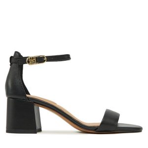 Sandały Tommy Hilfiger. Czarne sandały TOMMY HILFIGER, bez wzorów, bez obcasa, na słupku, bez zapięcia. Za 399,99 zł.