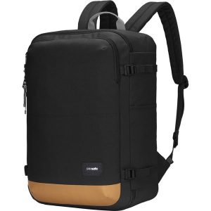 Plecak antykradzieżowy Pacsafe Go Carry-on Backpack 34 L - jet black. Czarne plecaki Pacsafe. Za 566,99 zł.