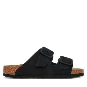 Klapki Birkenstock. Czarne klapki Birkenstock, bez wzorów, bez obcasa. Za 460,99 zł.