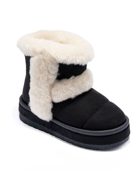 C M Paris Botki zimowe w kolorze czarno-kremowym rozmiar: 37. Brązowe botki C M Paris, na zimę, bez wzorów, bez obcasa, bez zapięcia. Za 132,05 zł.