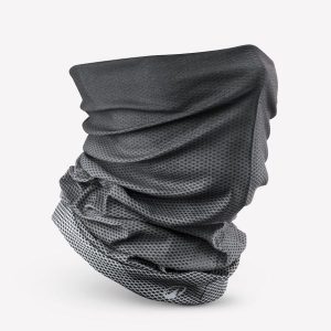 Komin turystyczny Quechua Hike 100. Czarne szaliki FORCLAZ, bez wzorów, z materiału. Za 22,49 zł.