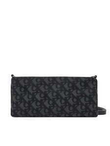 Calvin Klein Jeans Torebka Logo Jacquard Sophie Top Zip LV04K3183G Czarny. Czarne torebki klasyczne Calvin Klein Jeans, bez wzorów, z jeansu, bez dodatków. Za 159,99 zł.