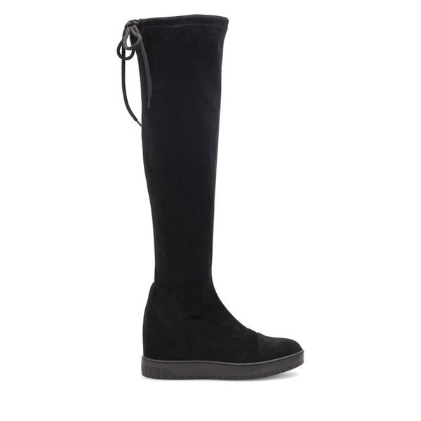 Kozaki Clara Barson. Czarne kozaki Clara Barson, bez wzorów, bez obcasa, na płaskiej podeszwie, bez zapięcia. Za 199,99 zł.