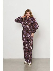 &Co Woman Spodnie w kolorze fioletowo-brązowym rozmiar: M. Brązowe spodnie z wysokim stanem &Co Woman, bez wzorów, z materiału, z podwyższonym stanem. Za 231,68 zł.