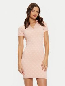 Guess Sukienka dzianinowa V5RK02 Z3LF0 Różowy Regular Fit. Czerwone kombinezony Guess, l, z aplikacjami, z dzianiny, bez kołnierzyka, bez ramiączek. Za 199,99 zł.