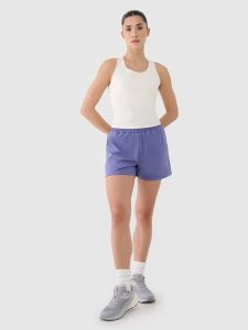4F Spodenki treningowe szybkoschnące damskie - granatowe S. Niebieskie spodenki sportowe 4f, s, bez wzorów, z dzianiny, z podwyższonym stanem, na fitness i siłownię. W wyprzedaży za 79,99 zł.