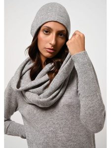 AUTHENTIC CASHMERE Kaszmirowa czapka "Pinier" w kolorze szarym rozmiar: onesize. Szare czapki AUTHENTIC CASHMERE, bez wzorów, z kaszmiru. Za 144,92 zł.