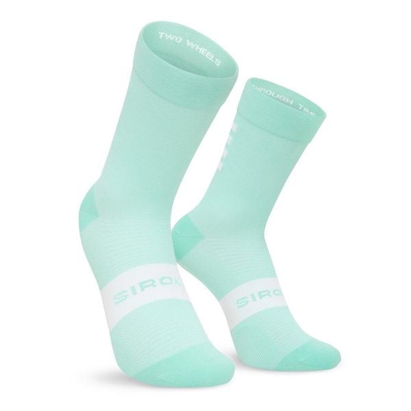 Skarpetki rowerowe Kolarstwo Siroko S1 Blue Aqua. Niebieskie skarpetki SIROKO, bez wzorów. Za 67,00 zł.