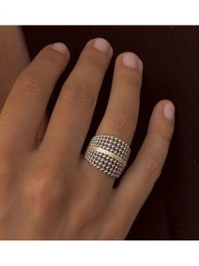 DI GIORGIO Srebrny pierścionek z cyrkoniami rozmiar: 52. Szare pierścionki DI GIORGIO, z cyrkonią, srebrne. Za 252,99 zł.