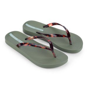 Japonki damskie Ipanema Anat Connect. Zielone klapki Ipanema, bez wzorów, bez obcasa. Za 111,90 zł.