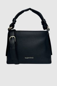 VALENTINO Torebka czarna Ring Re. Czarne torebki klasyczne Valentino by Mario Valentino, bez wzorów, bez dodatków. W wyprzedaży za 399,99 zł.