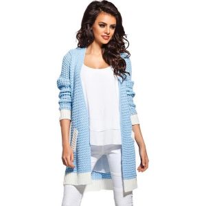 Sweter w kolorze błękitno-kremowym. Białe swetry klasyczne marki LEMONIADE, ze splotem. Za 87,95 zł.