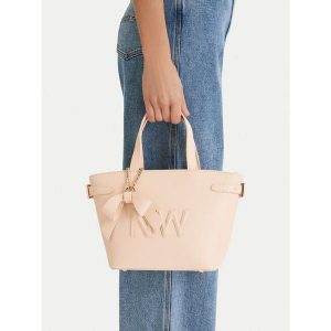 Torebka Nine West. Czerwone torebki klasyczne Nine West, bez wzorów, bez dodatków. Za 329,99 zł.