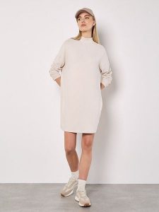 Apricot Sukienka w kolorze kremowym rozmiar: M. Brązowe sukienki Apricot, na co dzień, m, bez wzorów, bez kołnierzyka, bez ramiączek, mini, proste. Za 105,63 zł.