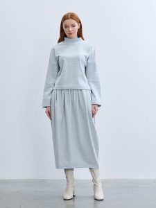 BGN Spódnica w kolorze błękitnym rozmiar: 36. Niebieskie spódnice BGN, bez wzorów, midi. Za 121,99 zł.