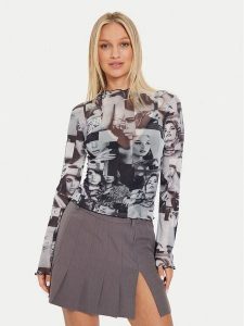 Guess Bluzka Adriana W4YP04 KBBF2 Kolorowy Regular Fit. Bluzki Guess, s, z aplikacjami, z syntetyku, bez kołnierzyka, bez ramiączek. Za 179,99 zł.