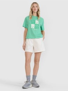 4F Spodenki casual damskie - białe M. Białe szorty 4f, bez wzorów, z bawełny, casualowe. W wyprzedaży za 59,99 zł.