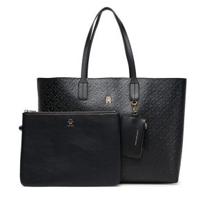 Torebka Tommy Hilfiger. Czarne shopper bag TOMMY HILFIGER, bez wzorów, bez dodatków. Za 559,99 zł.