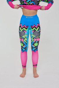 Legginsy termoaktywne – Nutscracker 2.0 damskie. Czerwone legginsy OOSC, bez wzorów, z materiału, z podwyższonym stanem, długie. Za 269,99 zł.