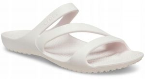 Klapki Dla Dorosłych Crocs Kadee II. Brązowe klapki Crocs, bez wzorów, z materiału, bez obcasa. Za 119,99 zł.
