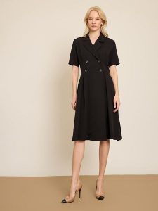 BGN Sukienka w kolorze czarnym rozmiar: 38. Czarne sukienki BGN, na imprezę, bez wzorów, bez kołnierzyka, bez ramiączek, midi, rozkloszowane. Za 165,99 zł.