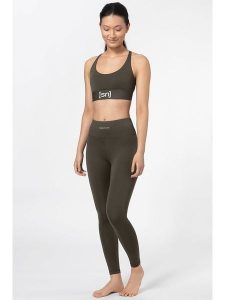 Super.natural Legginsy sportowe "High Rise" w kolorze khaki rozmiar: XL. Brązowe legginsy super.natural, bez wzorów, z wełny, z podwyższonym stanem. Za 152,99 zł.
