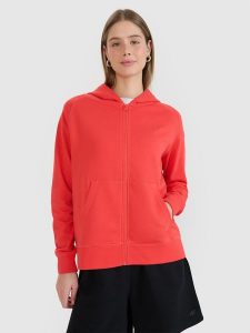 4F Bluza dresowa rozpinana z kapturem damska - czerwona L. Czerwone bluzy 4f, l, bez wzorów, z bawełny, z kapturem. Za 159,99 zł.