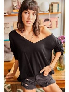 Olalook Bluzka w kolorze czarnym rozmiar: onesize. Czarne bluzki Olalook, bez wzorów, bez kołnierzyka, bez ramiączek. Za 52,99 zł.