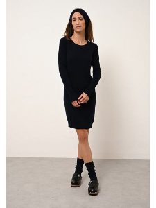 Just Cashmere Kaszmirowa sukienka "Susan" w kolorze granatowym rozmiar: L. Niebieskie sukienki Just Cashmere, na co dzień, l, bez wzorów, z kaszmiru, bez kołnierzyka, bez ramiączek, midi, proste. Za 413,99 zł.