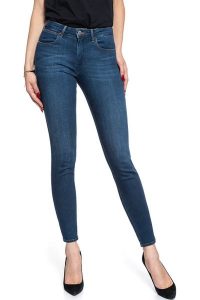WRANGLER SKINNY DARK INDIGO W28KVQX1E 112128349. Niebieskie rurki Wrangler, z jeansu. Za 199,99 zł.