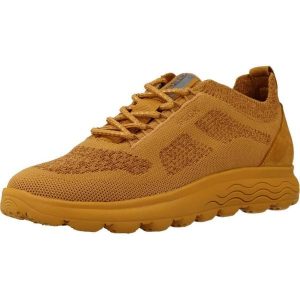 Buty GEOX D SPHERICA Żółty. Żółte buty trekkingowe Geox, ze skóry, bez zapięcia. Za 257,99 zł.