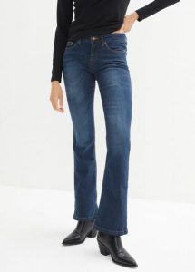 Jeansy ze stretchem o kroju bootcut, mid waist. Niebieskie jeansy bonprix, bez wzorów, z jeansu. Za 92,99 zł.